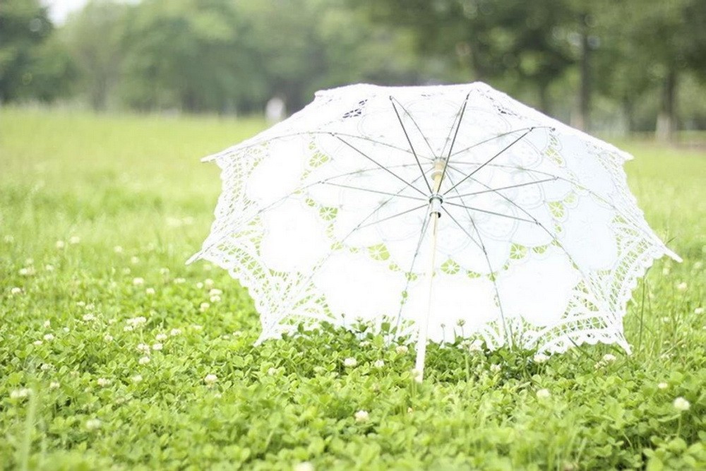 婚紗攝影道具-蕾絲純白雨傘